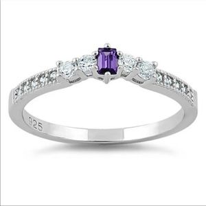 Gorgeous Silver Amethyst & Diamond Ring